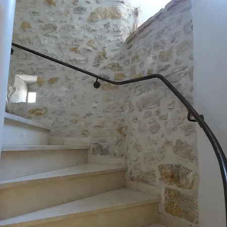Bed & Breakfast La Vieille Tour